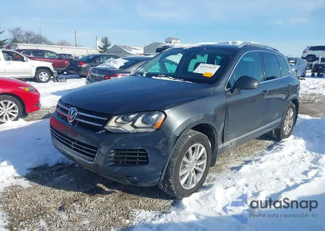 2013 Volkswagen Touareg Vr6 Sport z USA, uszkodzony, nr VIN WVGEF9BP1DD012512